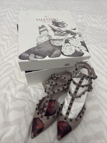 Valentino - ,